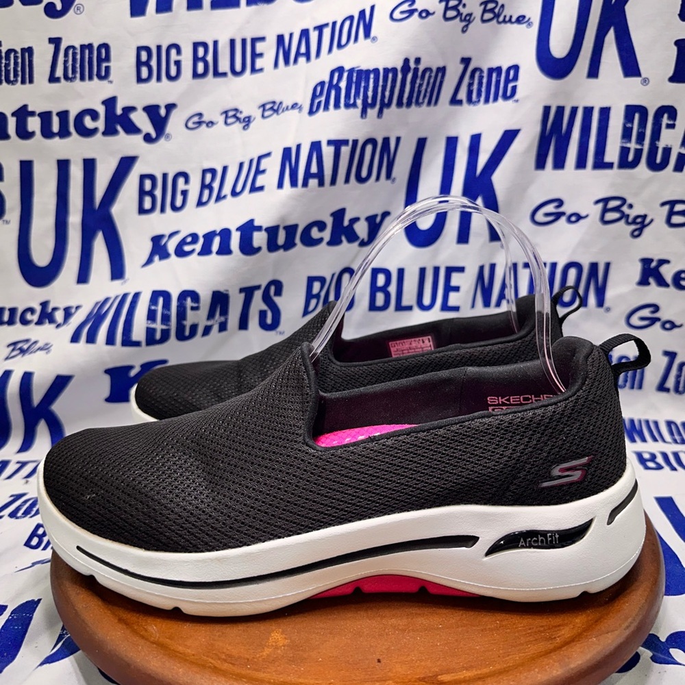 Skechers GO WALK Arch Fit 2.0 - Paityn women’s size 7.5 - Picture 3 of 9